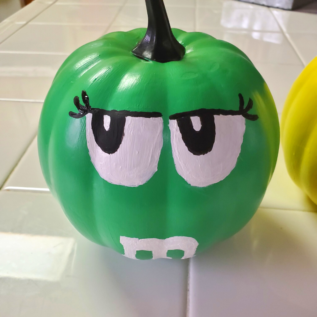 These DIY M&M Halloween Pumpkins Are So Sweet, You'll Be Saying “I